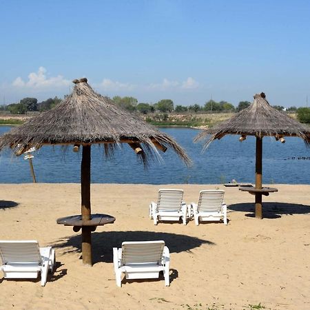 Howard Johnson Resort & Convention Center Ezeiza Ngoại thất bức ảnh