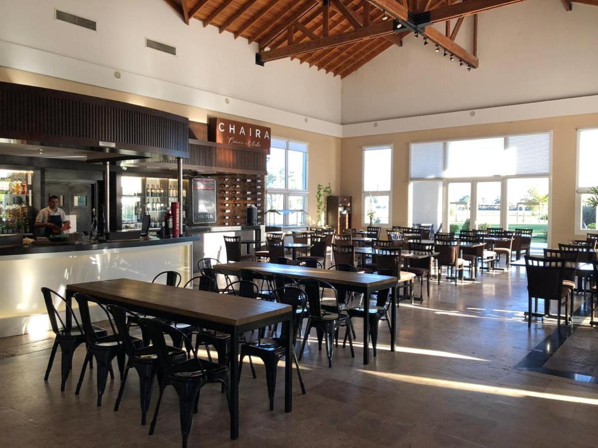 Howard Johnson Resort & Convention Center Ezeiza Ngoại thất bức ảnh