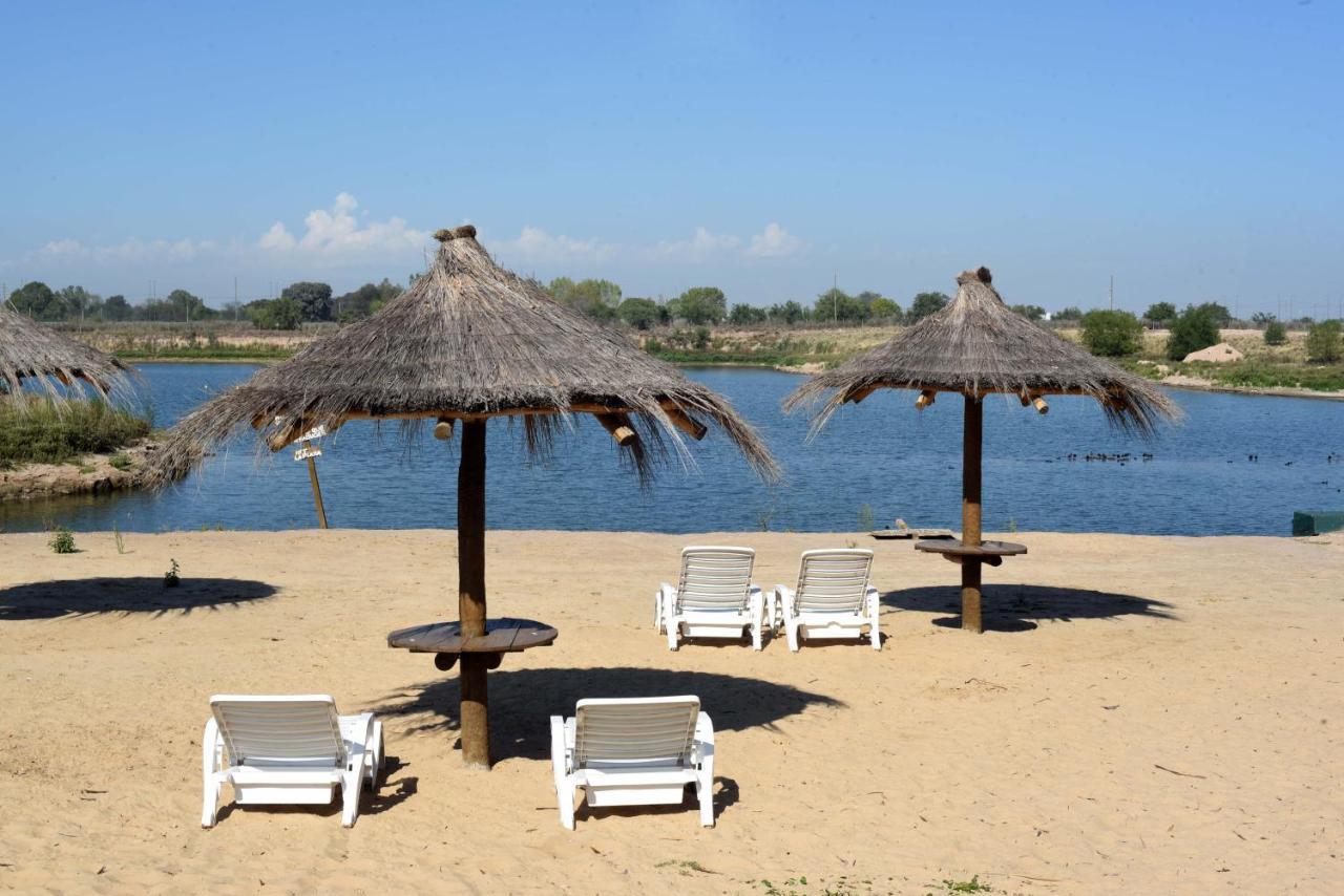 Howard Johnson Resort & Convention Center Ezeiza Ngoại thất bức ảnh