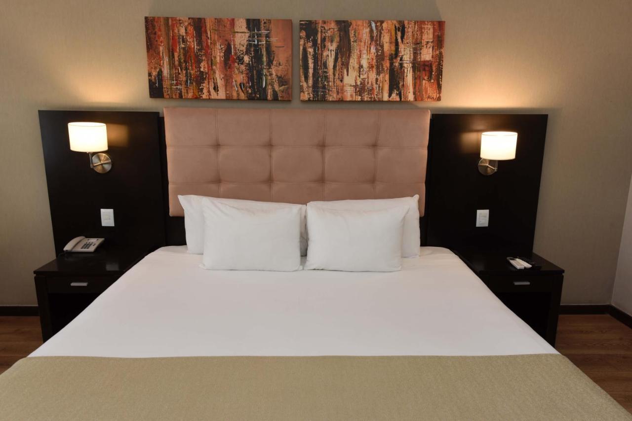 Howard Johnson Resort & Convention Center Ezeiza Ngoại thất bức ảnh