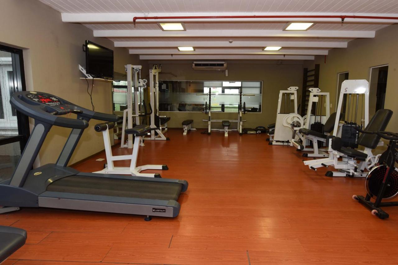 Howard Johnson Resort & Convention Center Ezeiza Ngoại thất bức ảnh